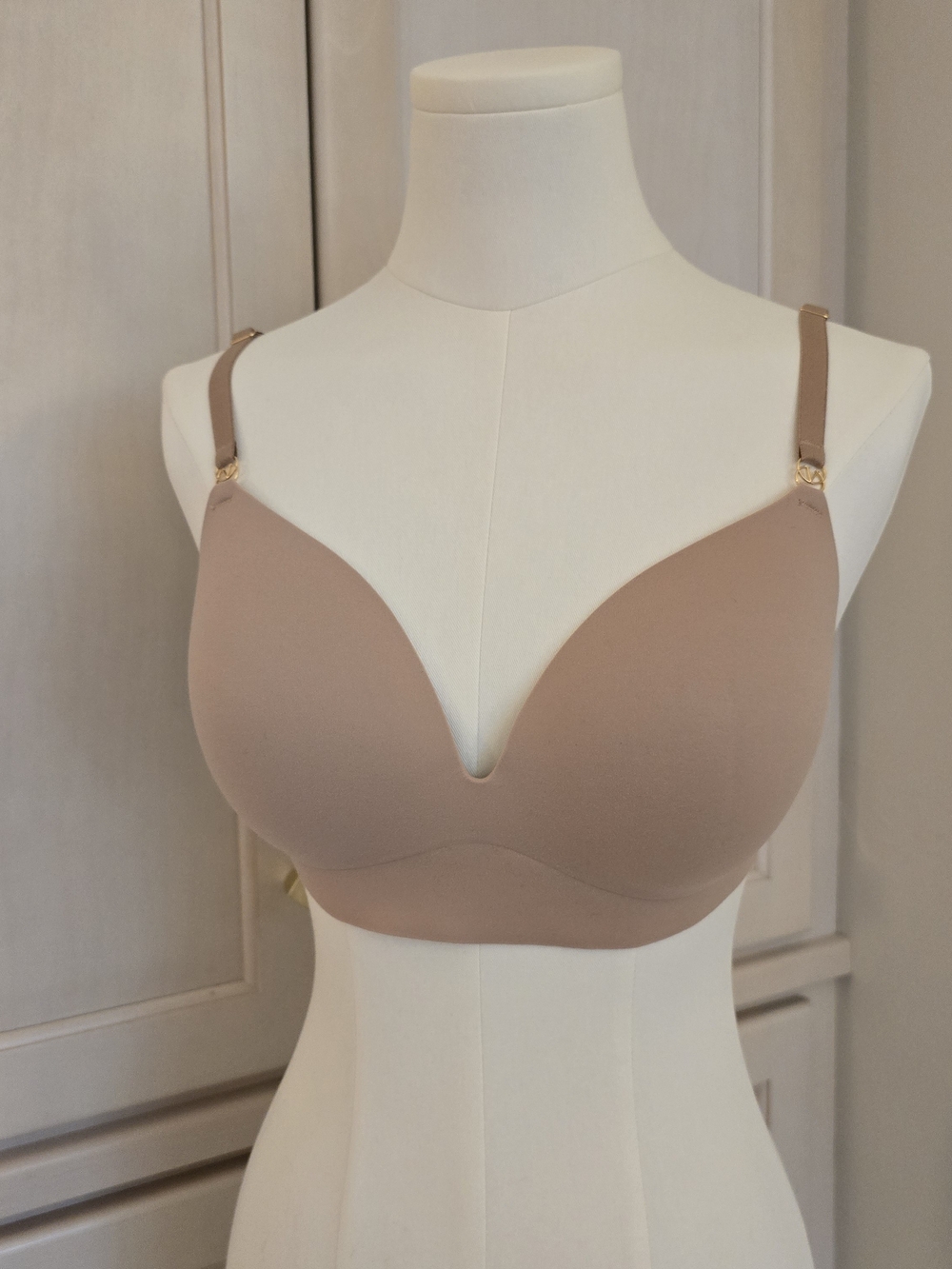 Victoria's Secret Smooth Nude Push-up Bra